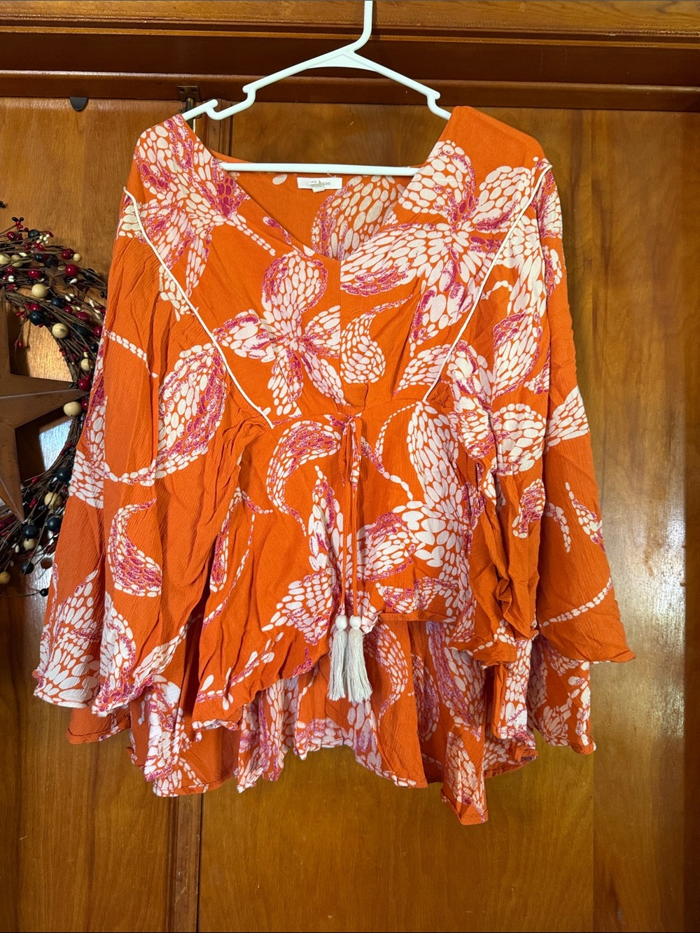 Maurices Orange Pink Floral V-Neck Short Sleeve Top